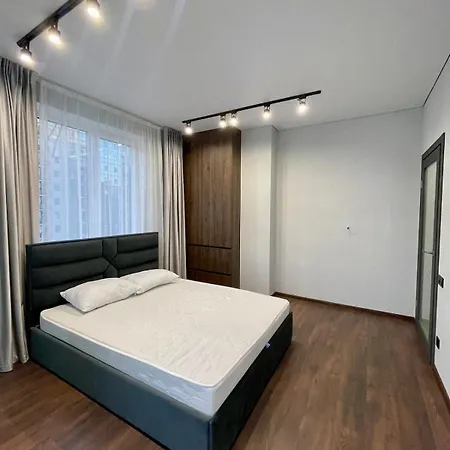 Sunset With Sea And Sunrise Views Apartment Odesa